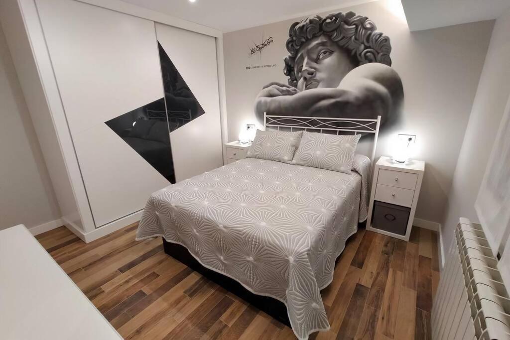 Apartment Arte Y Descanso: Historic Cimadevilla Near Marina And Beaches